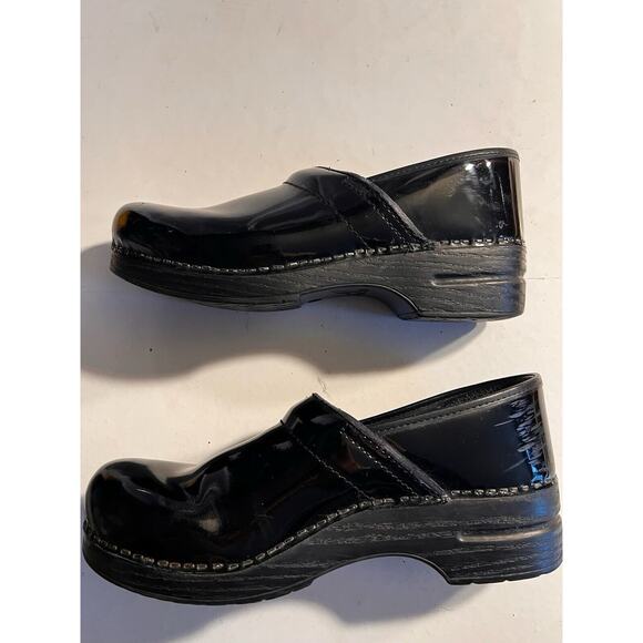 DANSKO PROFESSIONAL CLOGS PATENT LEATHER BLACK SZ 42 / US 11.5 12 M - Picture 4 of 9